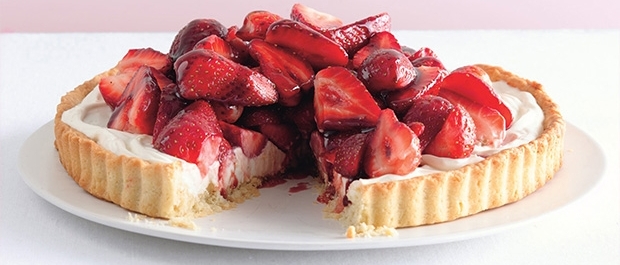 Strawberry Mascarpone Tart with Port Glaze